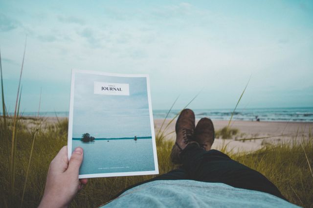 Books: Books Online printing: A4/A3/A2/A1, PDF, documents, posters, calendars, canvases, photos - With our online print service you'll ship your printed documents to you within 48 hours.